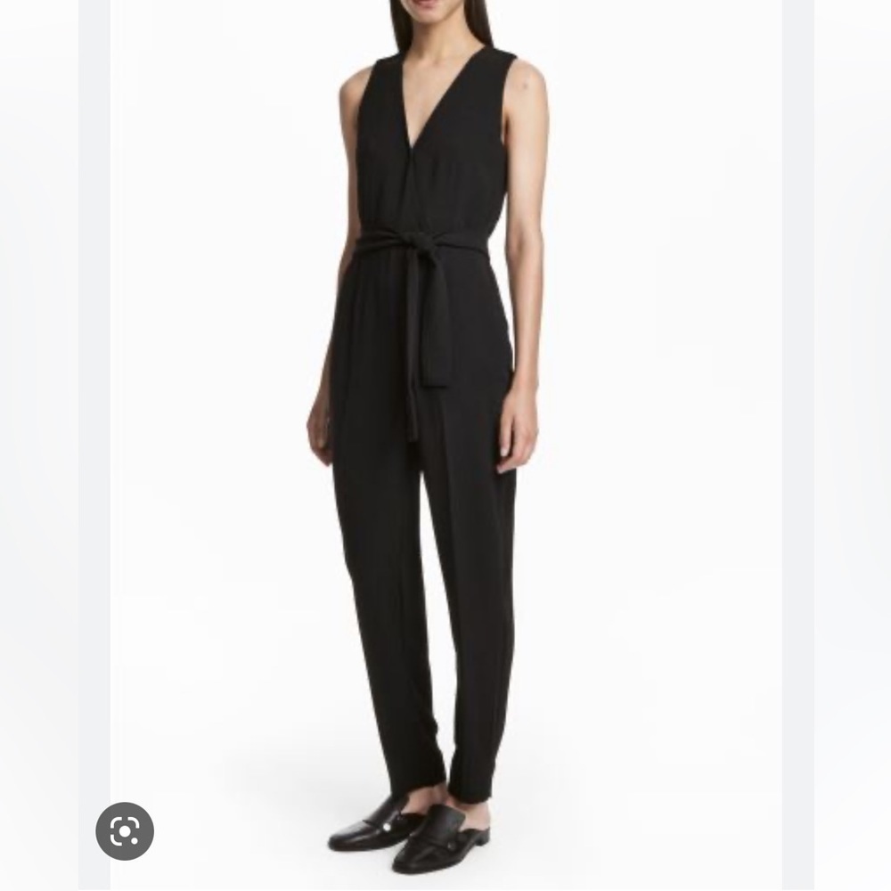 H‎ & M black jumpsuit crossed front belted sleeveless Sz 4